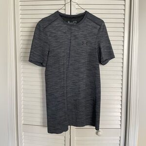 Gently worn Threadborn Under Armor athletic tee shirt size S